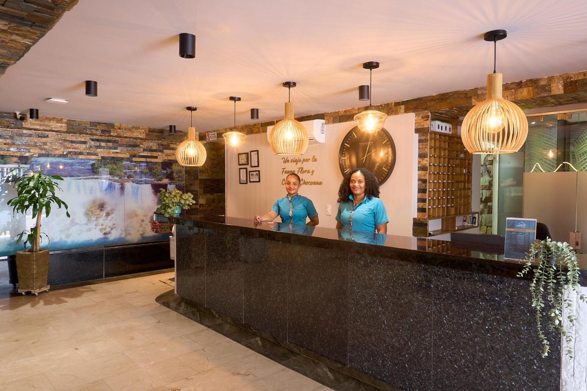 Kamaleb Farallones Hotel Quibdó Dış mekan fotoğraf